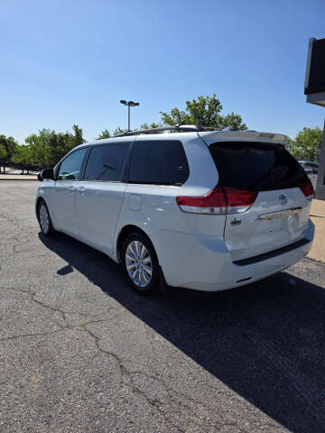 2013 Toyota Sienna Limited 7-Passenger