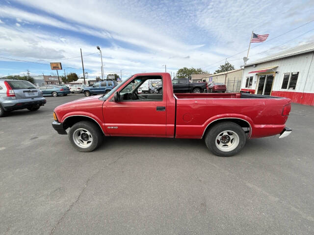 1995 Chevrolet S-10 for sale at PIERCY MOTORS INC in Union Gap, WA