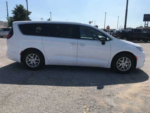 2024 Chrysler Pacifica Touring L