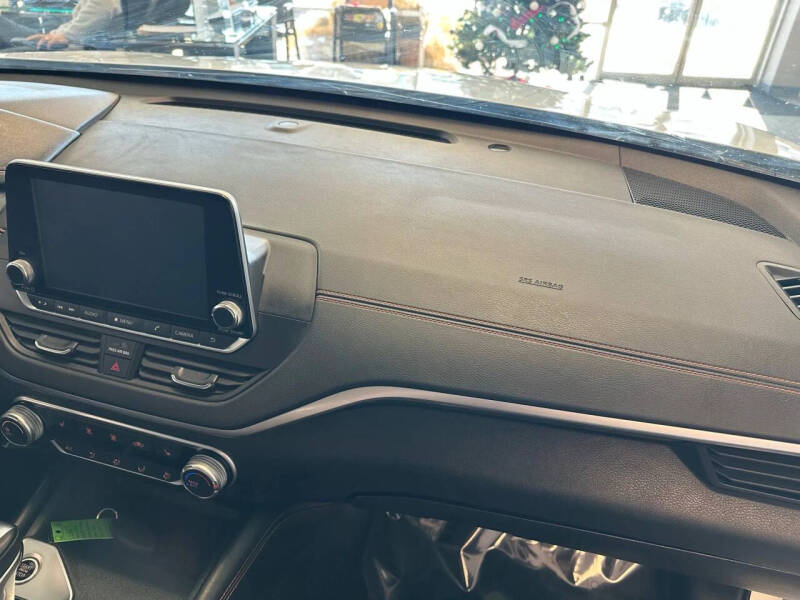 2020 Nissan Altima 2.5 SR