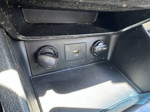 2022 Hyundai Kona SE