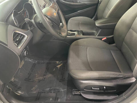 2017 Chevrolet Cruze LT Auto