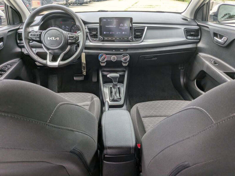 2023 Kia Rio 5-Door S