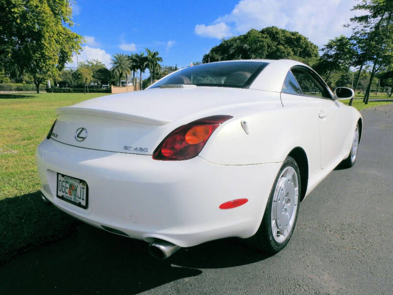 2004 Lexus SC 430