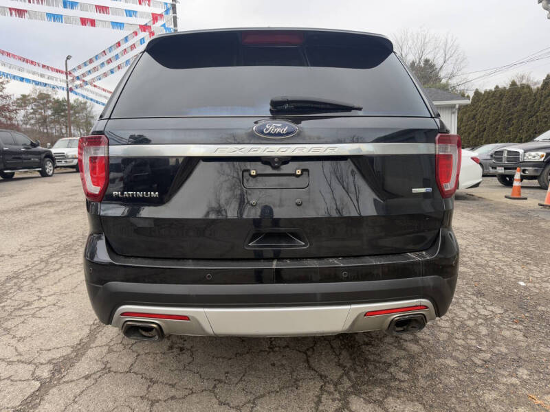 2017 Ford Explorer Platinum