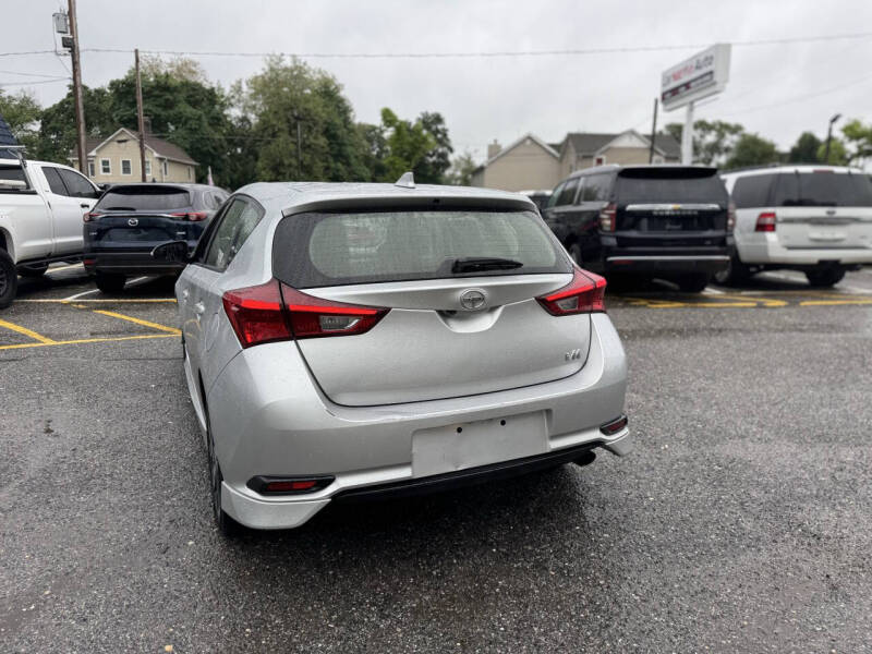 2016 Scion iM