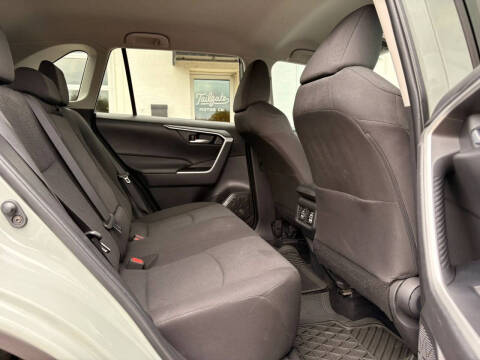 2022 Toyota RAV4 XLE