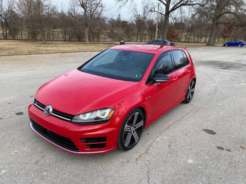 2016 Volkswagen Golf R 4Motion