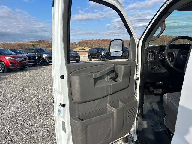 2017 GMC Savana LS 2500