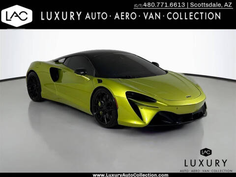 2023 McLaren Artura