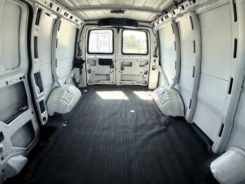 2018 Chevrolet Express 2500