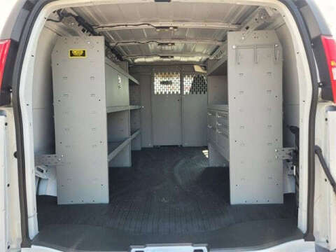 2025 Chevrolet Express 2500