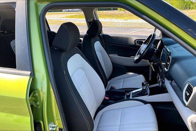 2021 Hyundai Venue SEL