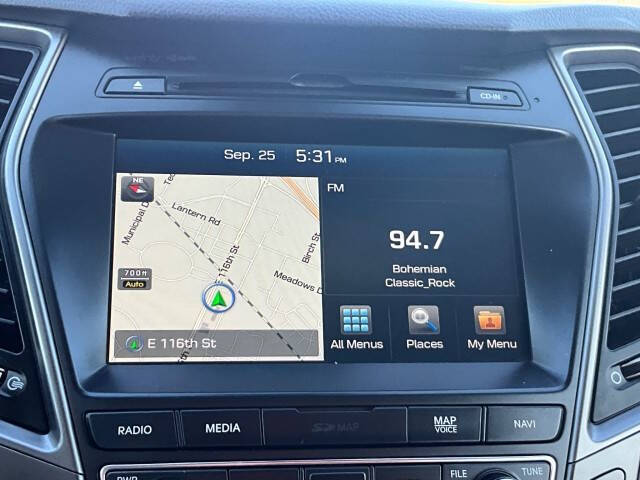 2017 Hyundai Santa Fe SE Ultimate