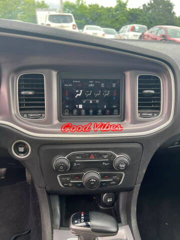 2019 Dodge Charger SXT