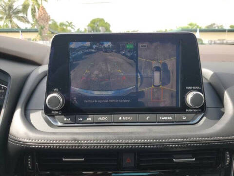 2022 Nissan Rogue SL