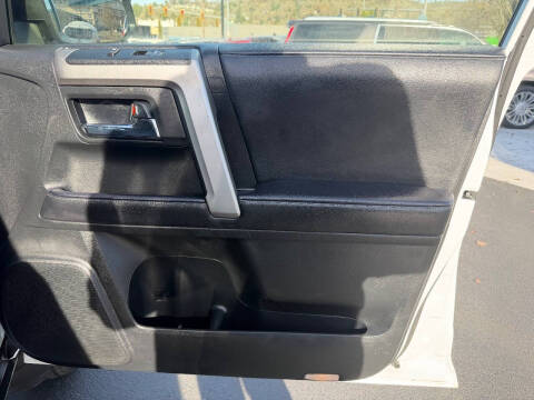 2022 Toyota 4Runner SR5