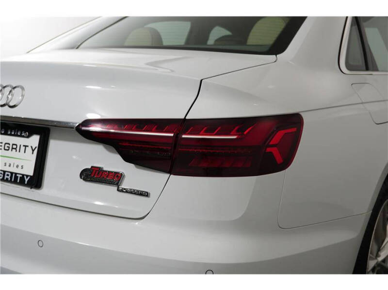 2020 Audi A4 quattro Premium Plus 45 TFSI