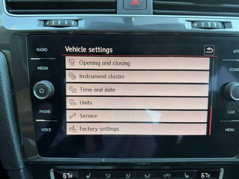 2019 Volkswagen e-Golf SE