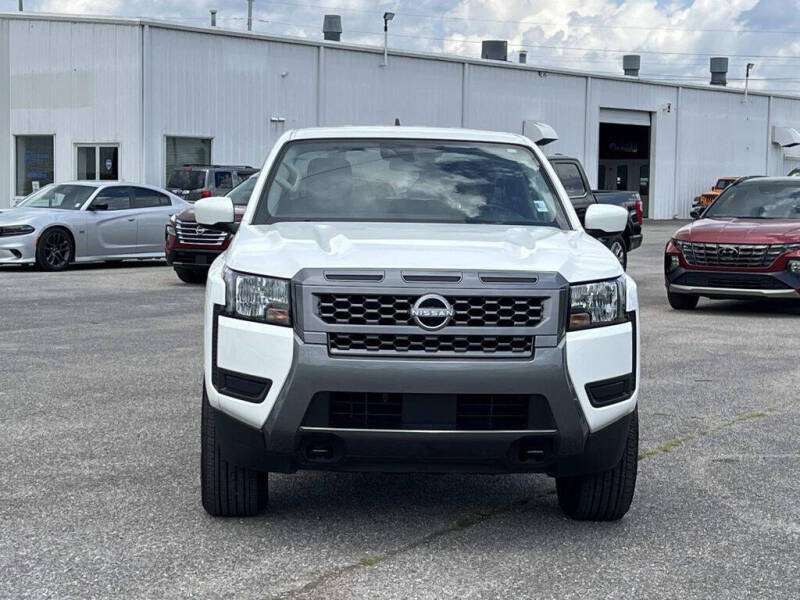 2025 Nissan Frontier SV