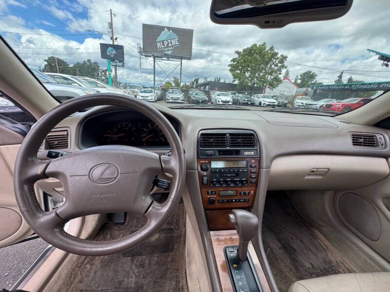 2000 Lexus ES 300