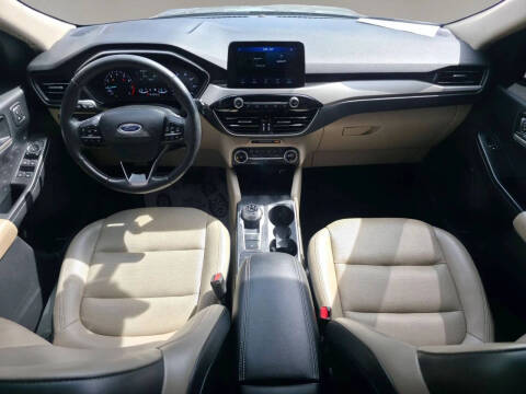 2020 Ford Escape SEL