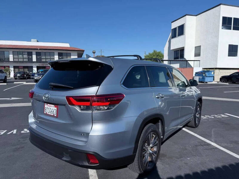 2017 Toyota Highlander