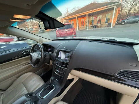 2014 Lincoln MKT Ecoboost