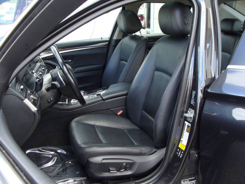 2017 BMW 7 Series 750i xDrive