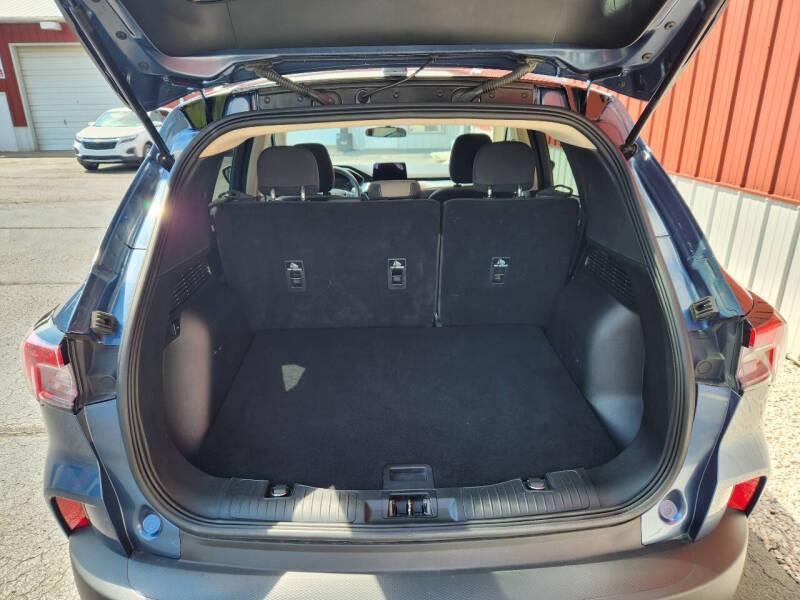 2020 Ford Escape SE