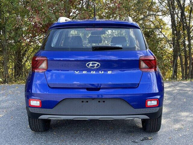 2023 Hyundai Venue Limited