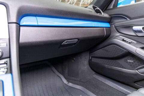 2024 Porsche 718 Boxster S