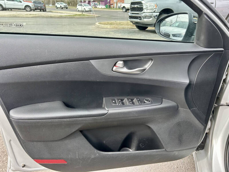 2021 Kia Forte FE
