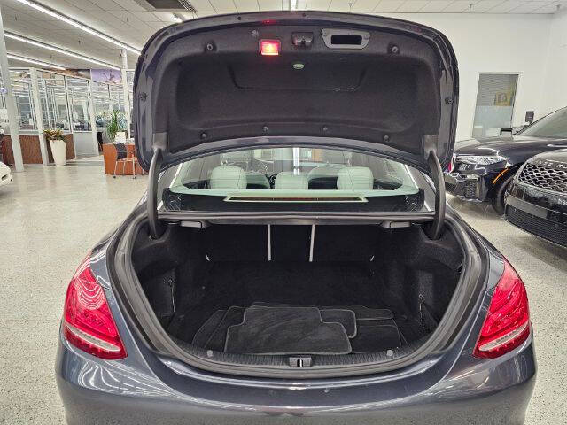 2016 Mercedes-Benz C-Class