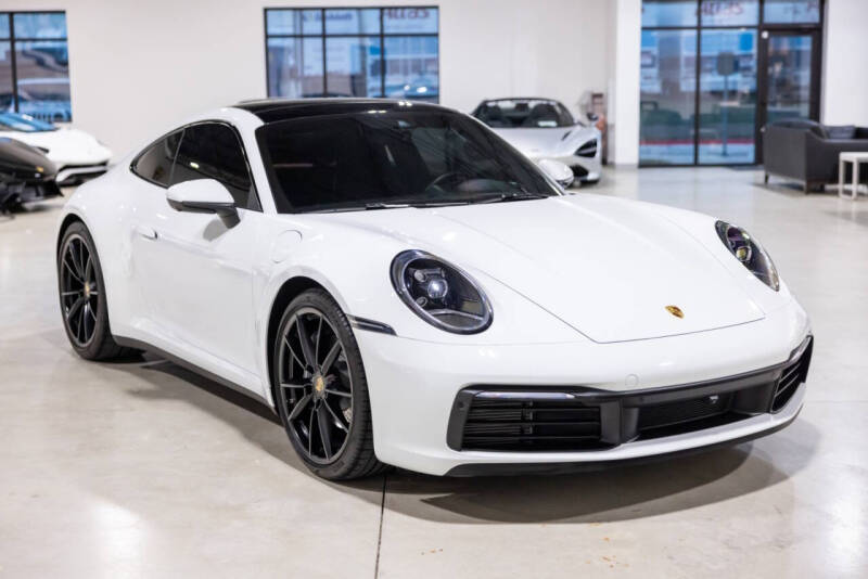 2022 Porsche 911 Carrera