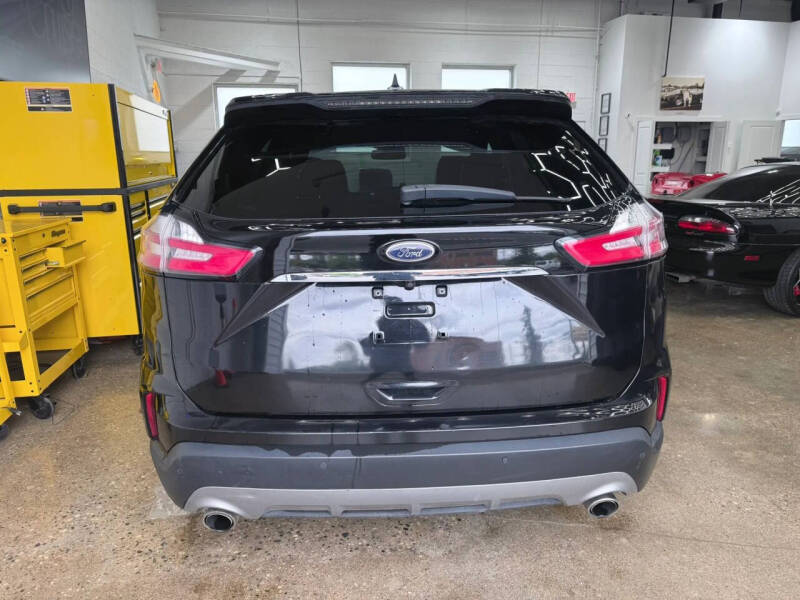 2020 Ford Edge