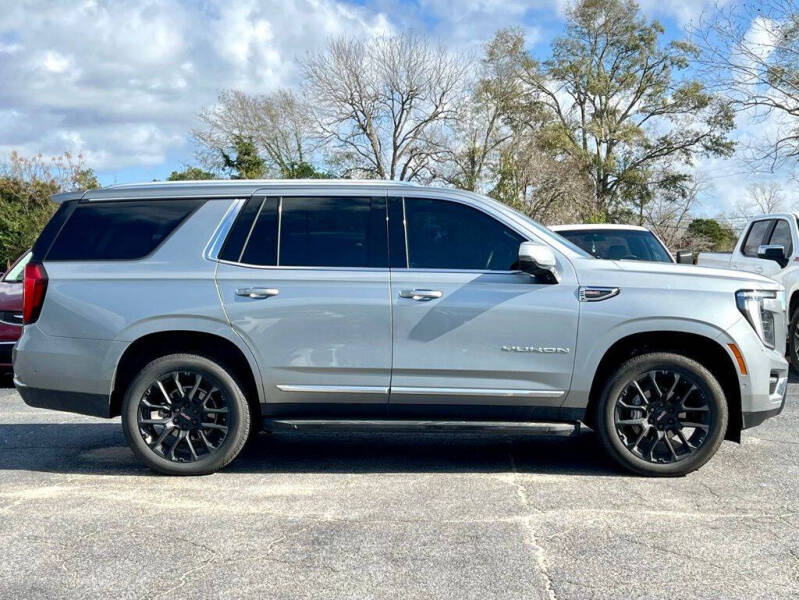 2025 GMC Yukon Elevation