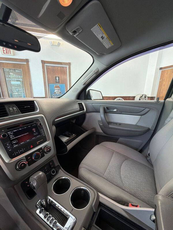 2016 GMC Acadia SLE-2