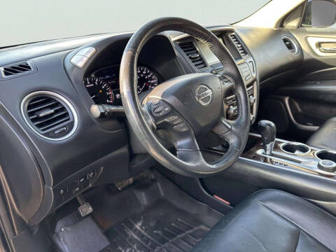 2013 Nissan Pathfinder SL