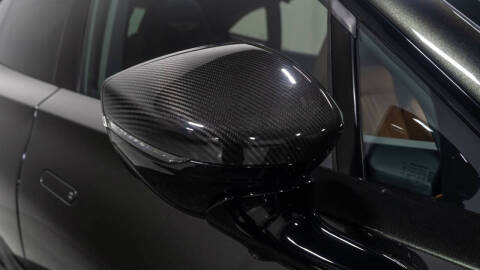 2025 Aston Martin DBX 707