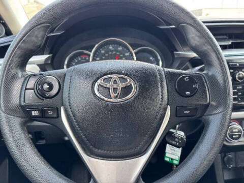 2015 Toyota Corolla LE