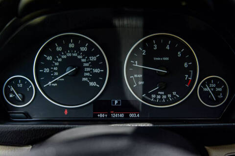 2015 BMW 3 Series 320i