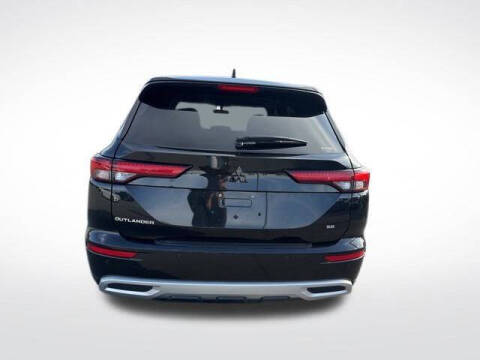 2024 Mitsubishi Outlander SE Black Edition