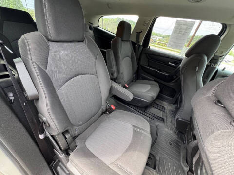 2017 Chevrolet Traverse LT