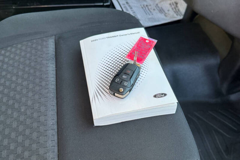 2024 Ford Transit 250