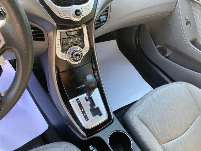 2012 Hyundai Elantra GLS