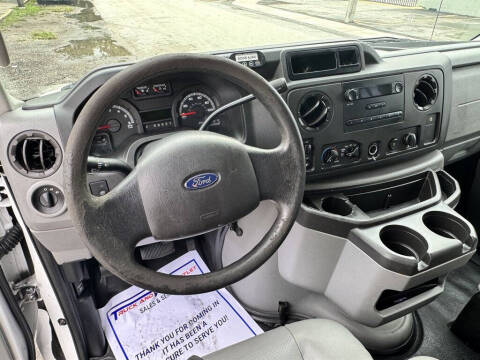 2013 Ford E-Series E-150