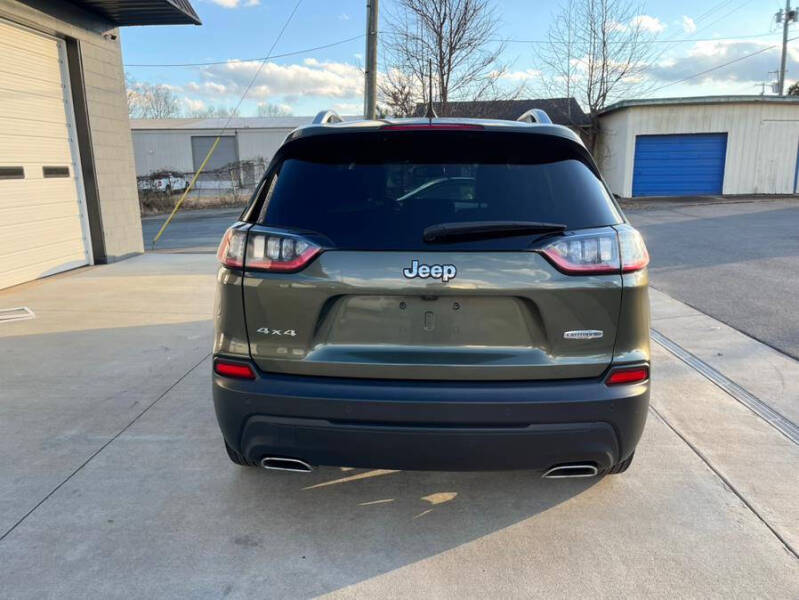 2021 Jeep Cherokee Latitude Lux