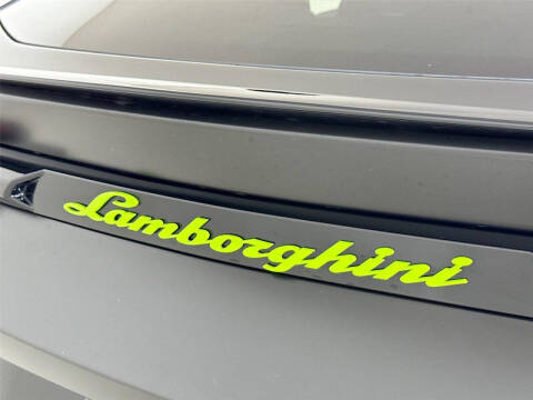 2022 Lamborghini Urus