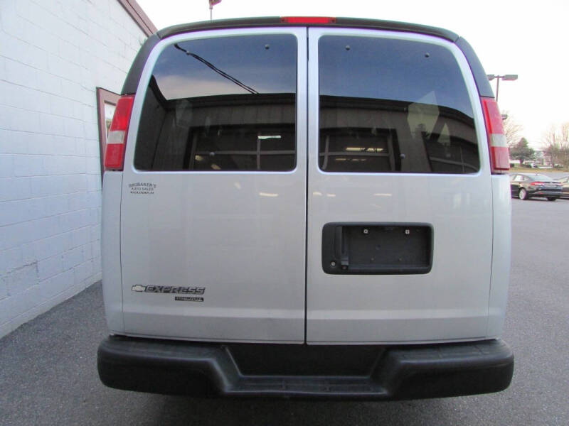 2016 Chevrolet Express LS 2500